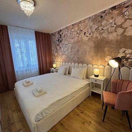 City Heart Luxury Apartment Nové Zámky Zewnętrze zdjęcie