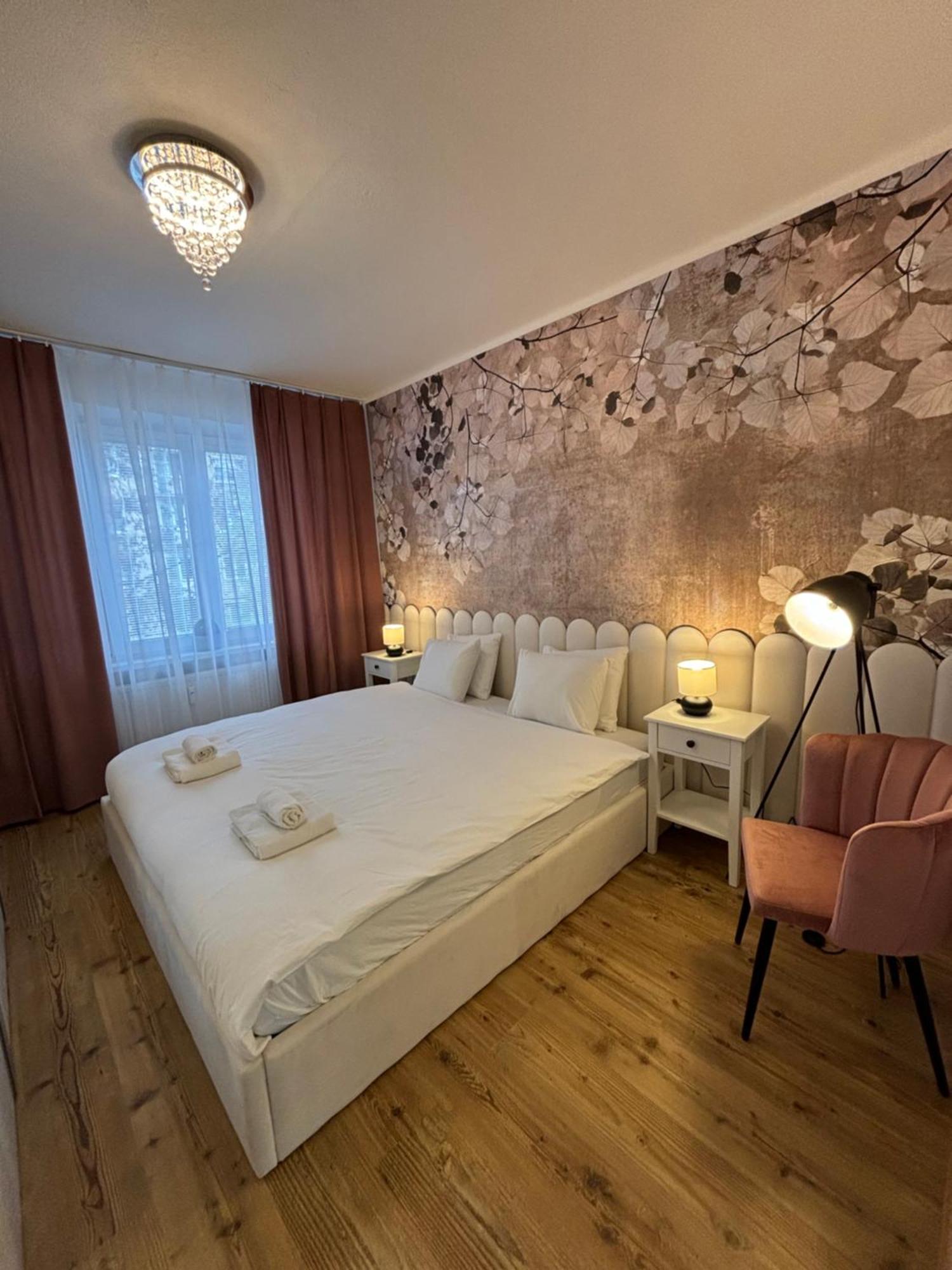 City Heart Luxury Apartment Nové Zámky Zewnętrze zdjęcie