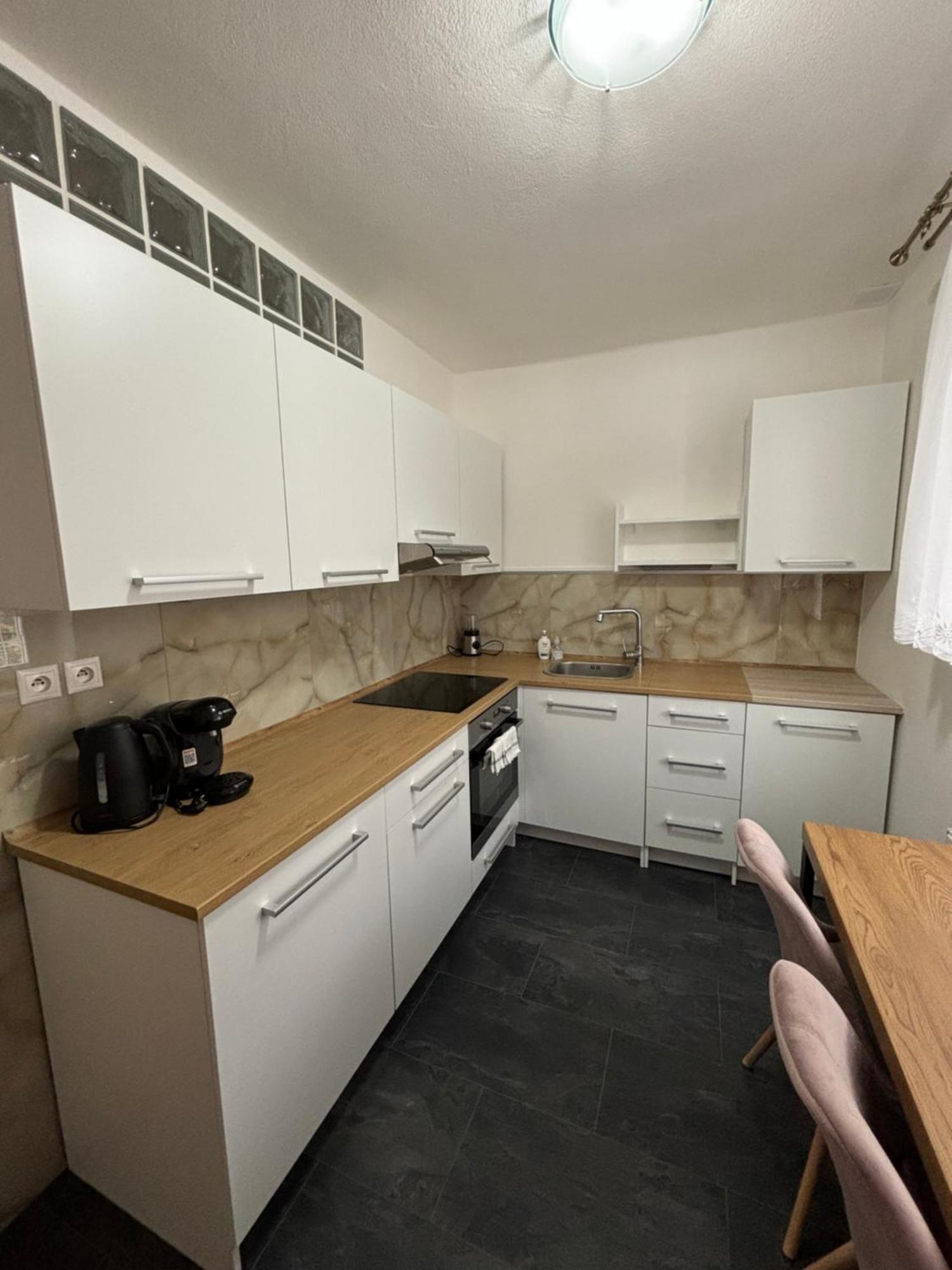 City Heart Luxury Apartment Nové Zámky Zewnętrze zdjęcie